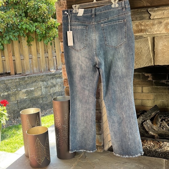 Tribal, willow tree, boutique, hugging, high-rise flare, ankle size 14 NWT - Picture 2 of 8